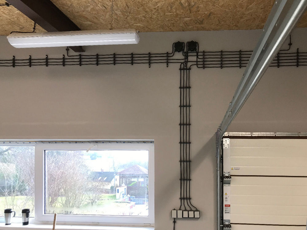 Prochelektro s.r.o. Vratislav Procházka Chrastava Elektroinstalace Liberec Montáže elektro Revize Rozvaděče
